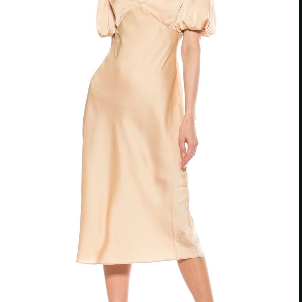 Elegant Cream Midi Dress